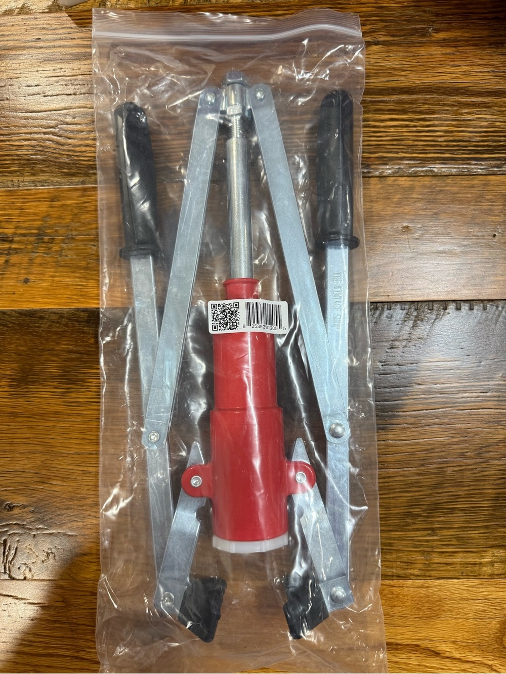 Wing Corker - Twin lever corker for corking wine bottles